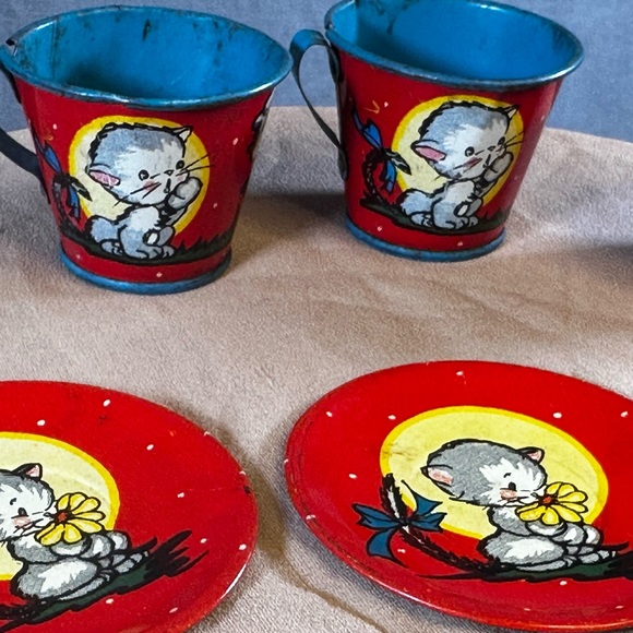 Extinct Cartoon & Mickey! Kids Play Memorabilia (Somewhat Rusty Tin Dishes!) - Picture 11 of 14